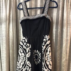 Elegant Black and White Patterned Dress